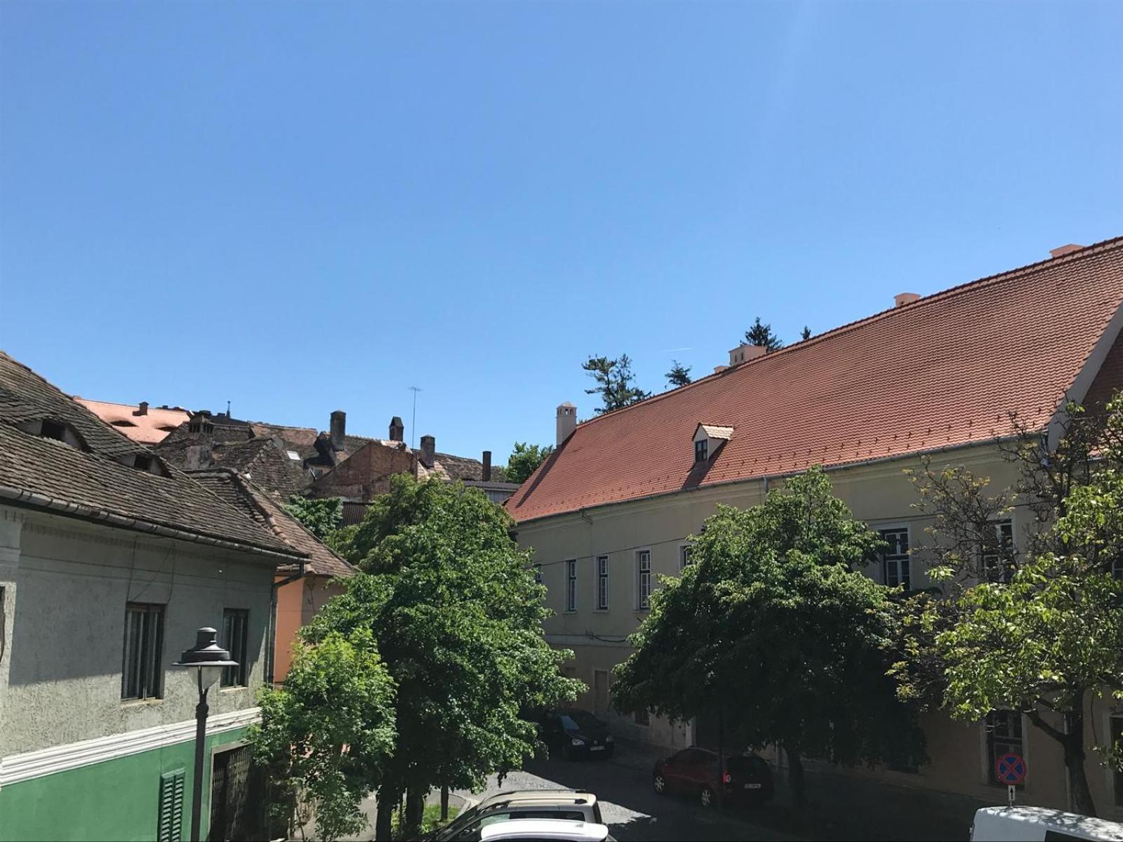 Residence Piata Armelor Sibiu Exterior photo