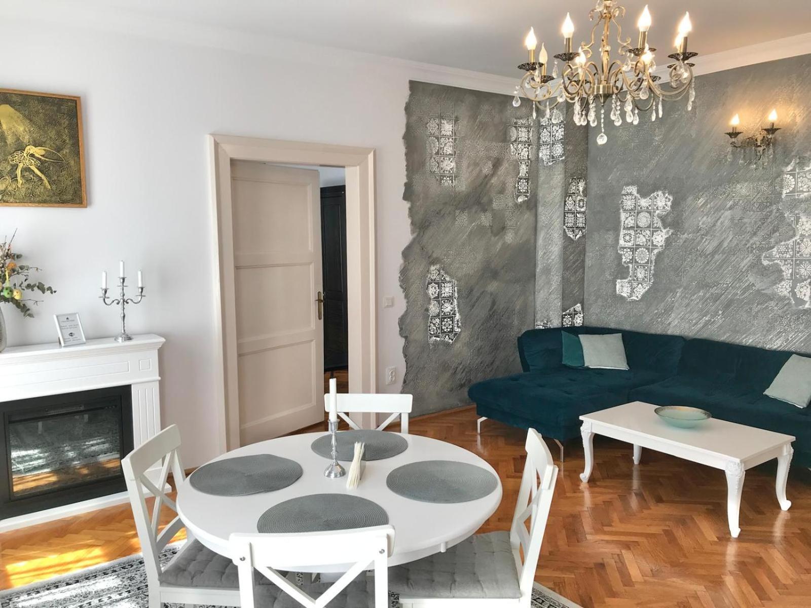 Residence Piata Armelor Sibiu Exterior photo